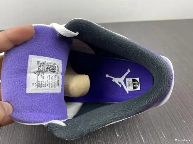 One Kick Air Iris' 3 'Dark Retro CT8532-105 Jordan 0517